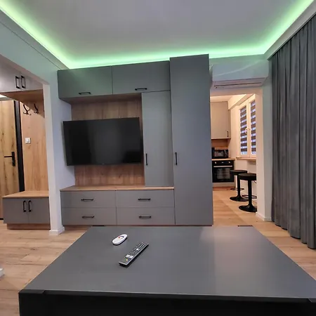 Handy - Mieszkania Na Doby W Centrum Rzeszowa Διαμέρισμα Rzeszów