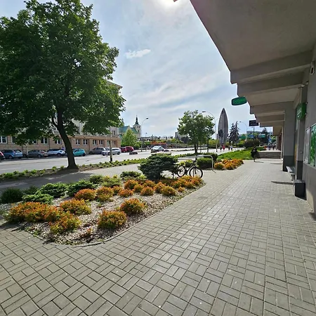 Διαμέρισμα Handy - Mieszkania Na Doby W Centrum Rzeszowa