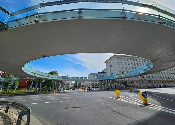 Handy - Mieszkania Na Doby W Centrum Rzeszowa Daire Rzeszow